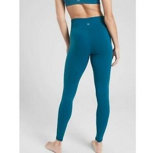 Athleta High Rise Chaturanga 7/8 Tight Teal. Size S